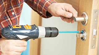 Automotive Locksmith at South Medford, Massachusetts